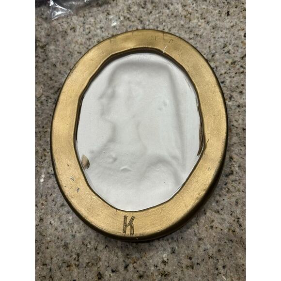 Vintage 1940s French Royal Wall Plaques François I&Éléonore d’Autriche–Chalkware - Picture 4 of 6